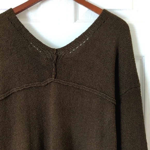 ASTR The Label Classic Knit Oversized Lace Up V-neck Peasant Sweater Dark Olive - Picture 12 of 12